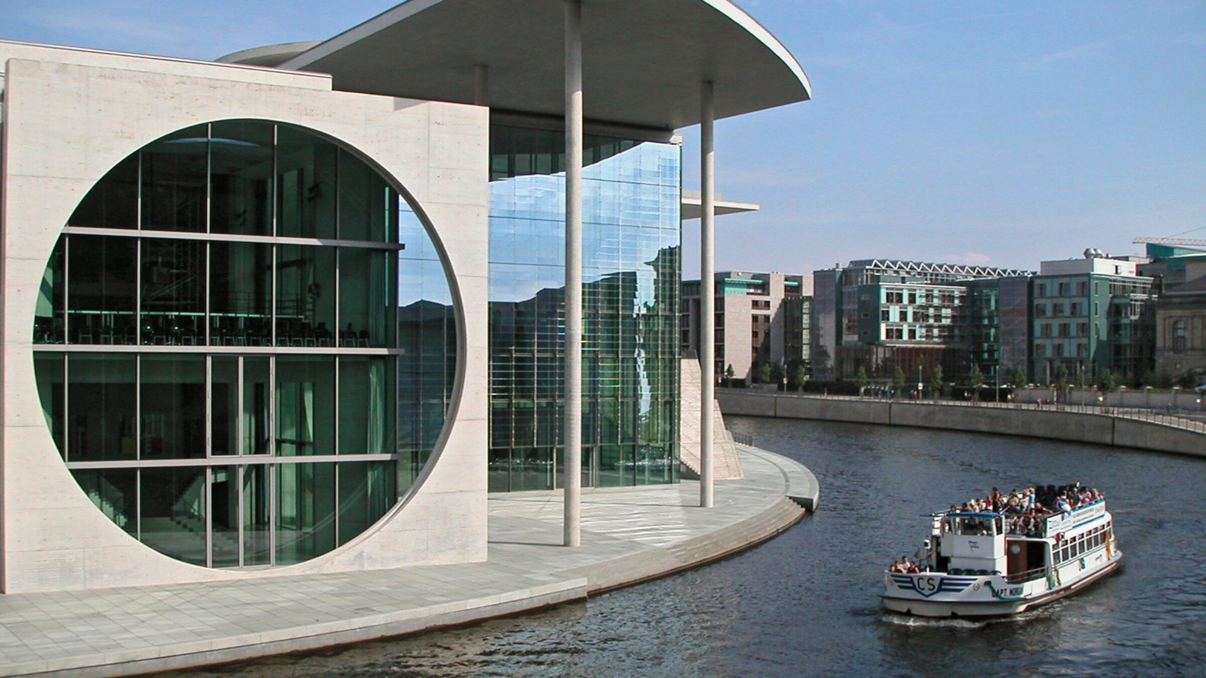 "Berlin, da will ich hin!": Spreerundfahrt mit Michael Friemel.