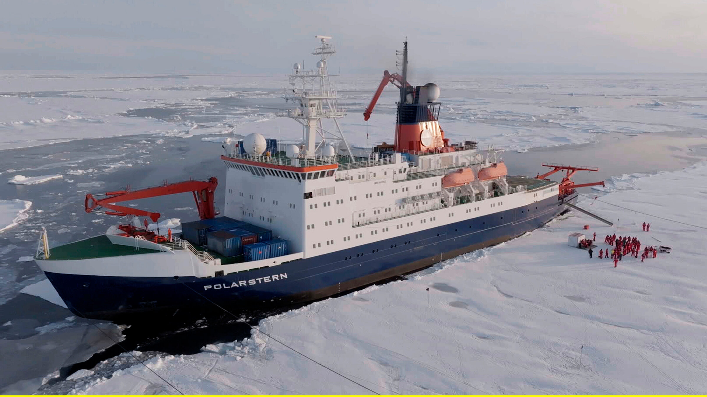 "Expedition Arktis 2 - Tauchfahrt am Nordpol": Konzert der Band Arcwatchers am Nordpol.