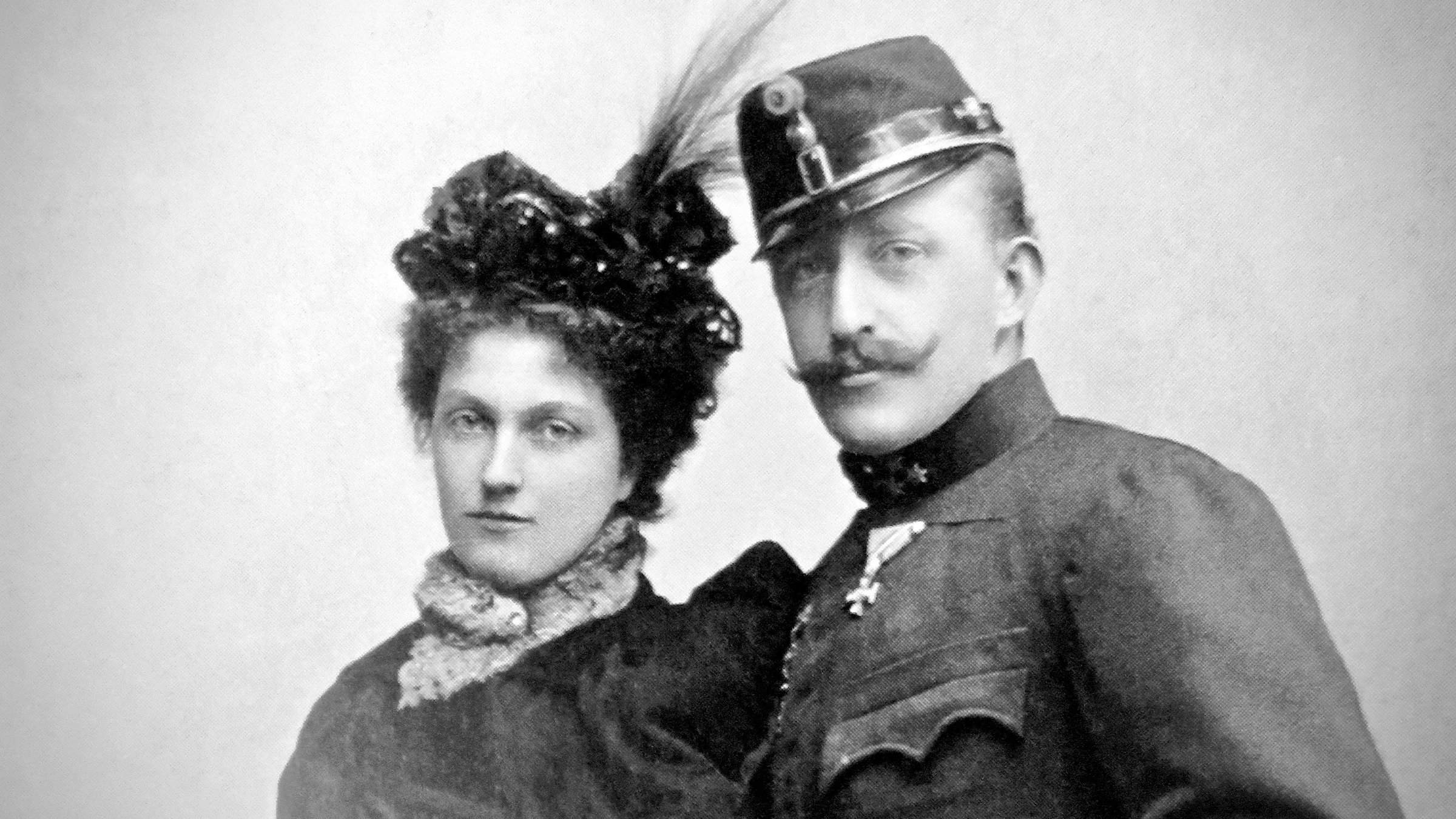 "Habsburgs Allüren - Was die Öffentlichkeit nicht erfahren sollte": Luise und ihr Bruder Leopold.