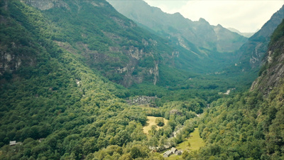 Wanderparadies Schweiz: Unterwegs im Bavonatal