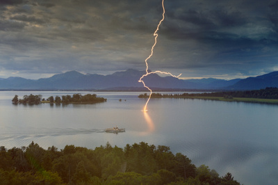 Blitze - Himmel unter Strom