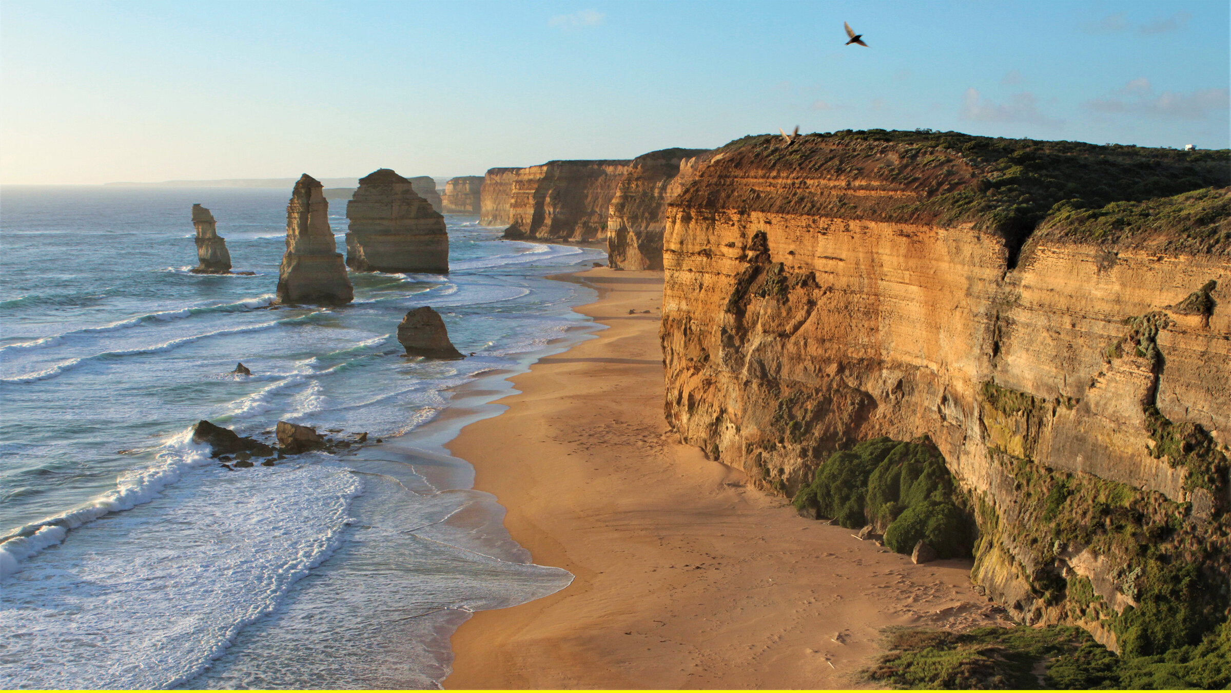 "Die Great Ocean Road - Australiens schönste Küstenstraße (2/2)": Die Twelve Apostles, weltberühmtes Wahrzeichen der Great Ocean Road.