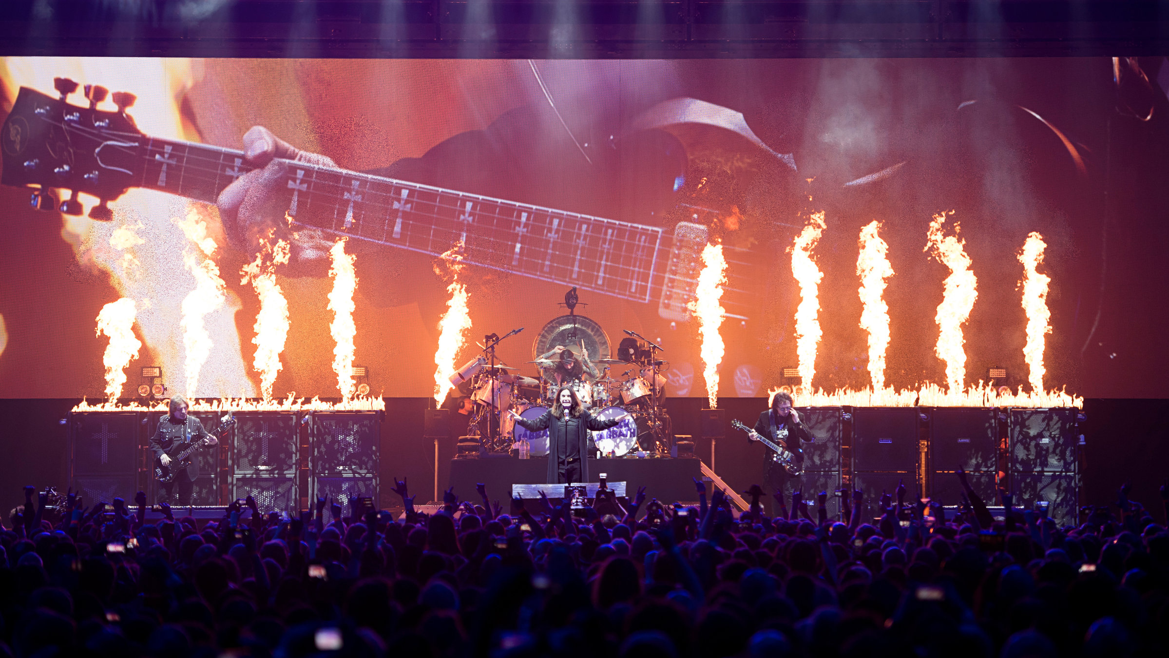 "Black Sabbath - The end of the end": "Black Sabbath" bei ihrem letzten Konzert in Birmingham.
