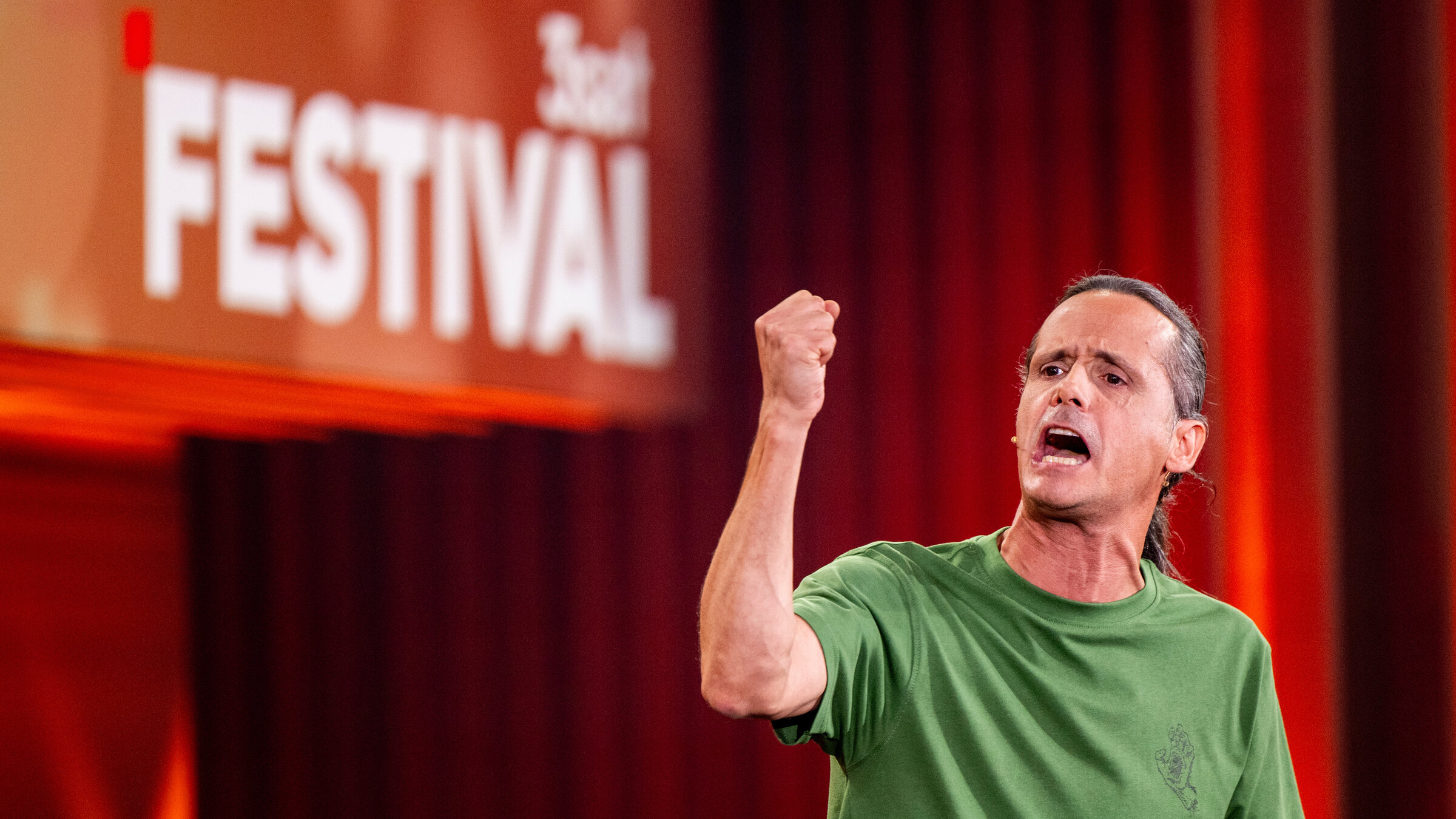 "Philipp Weber: Power to the Popel": Philipp Weber