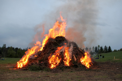 Reindling, Schinken, Osterfeuer -<br/>Österliches Brauchtum in Kärnten