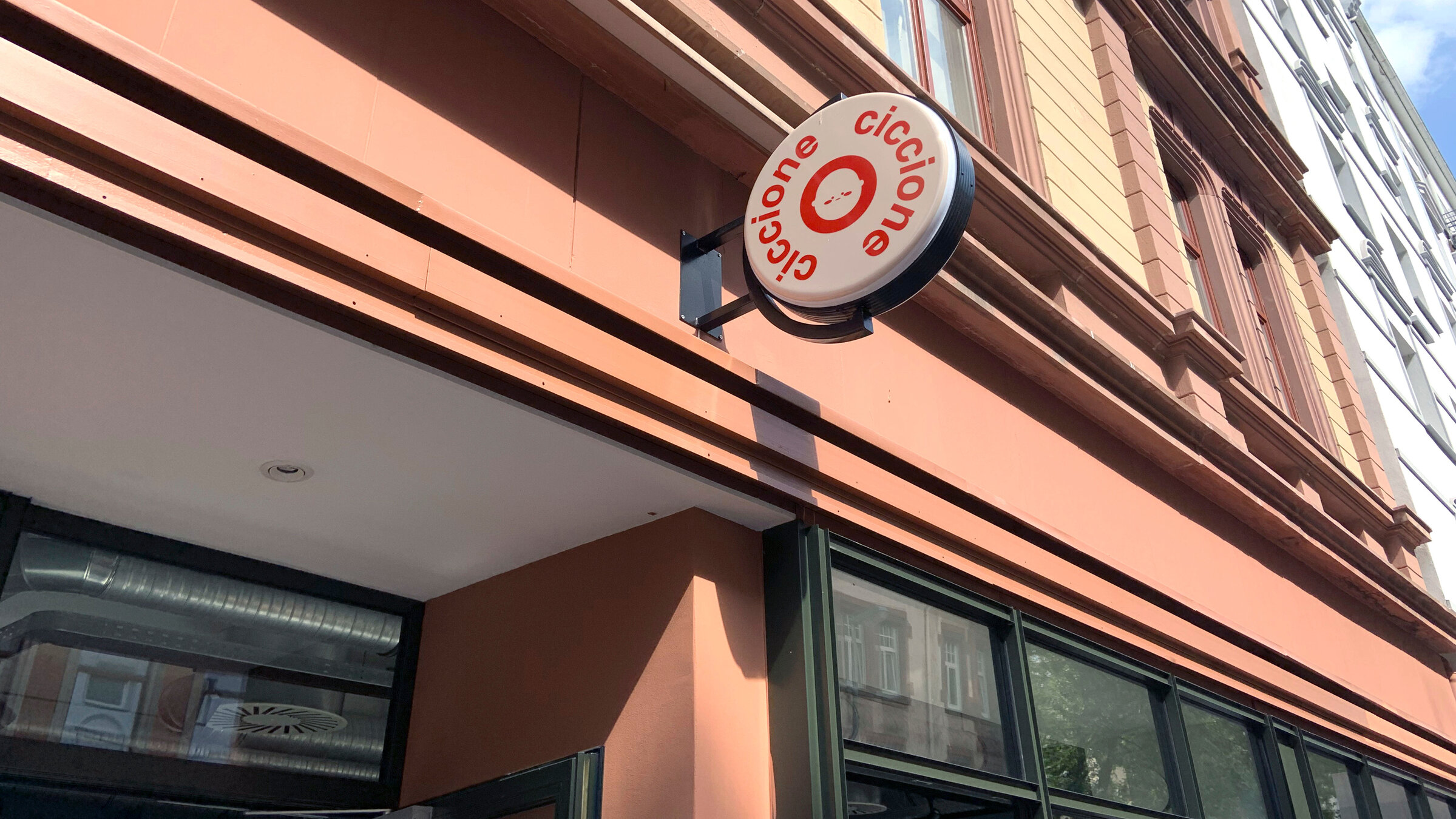"Kochstories: Projekt – Hessens beste Pizzeria": Pizzeria Ciccione – der neue Pizza-Hotspot im Frankfurter Bahnhofsviertel.