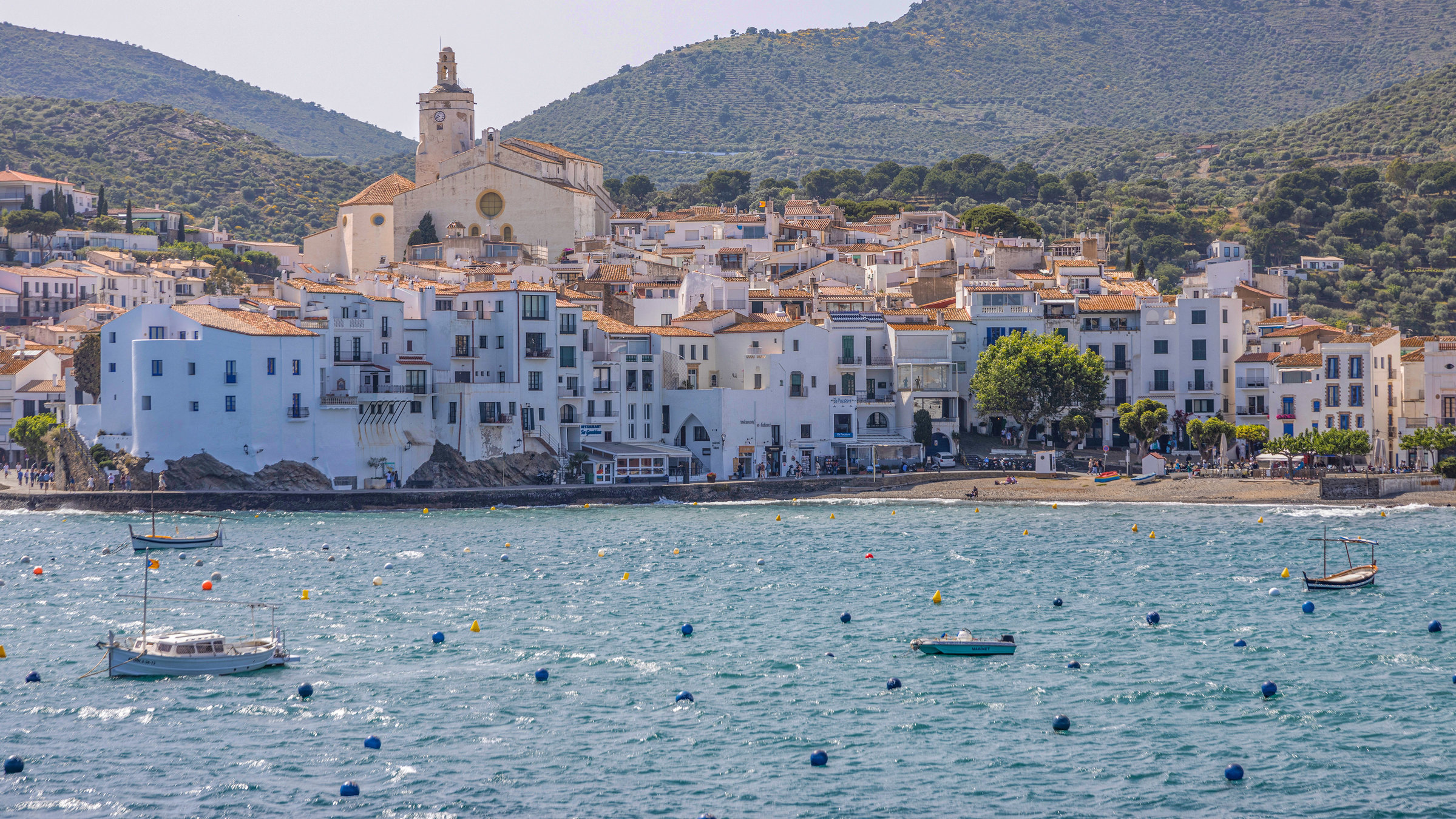 "Abenteuer Spanien (1/2) - Die Mittelmeerküste": Cadaqués - das ehemalige Fischerdorf auf der Halbinsel Cap de Creus markiert den östlichsten Punkt des spanischen Festlandes.