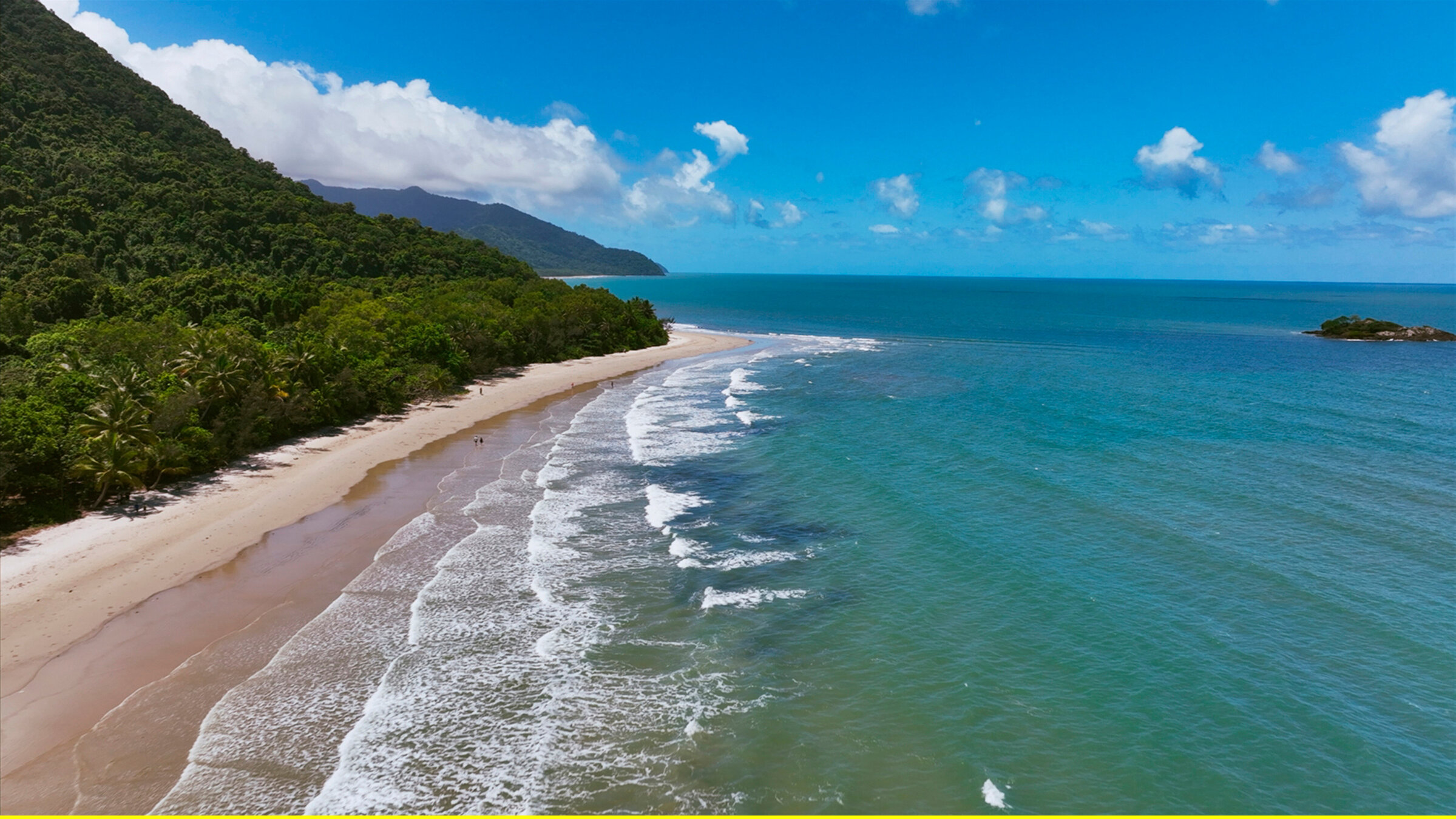 "mareTV: Australiens Meereswunder": Der tropische Nordosten des australischen Bundestaates Queensland ist bekannt für seine Artenvielfalt. Das Great Barrier Reef erstreckt sich über 2300 Kilometer parallel zu dieser Küste.