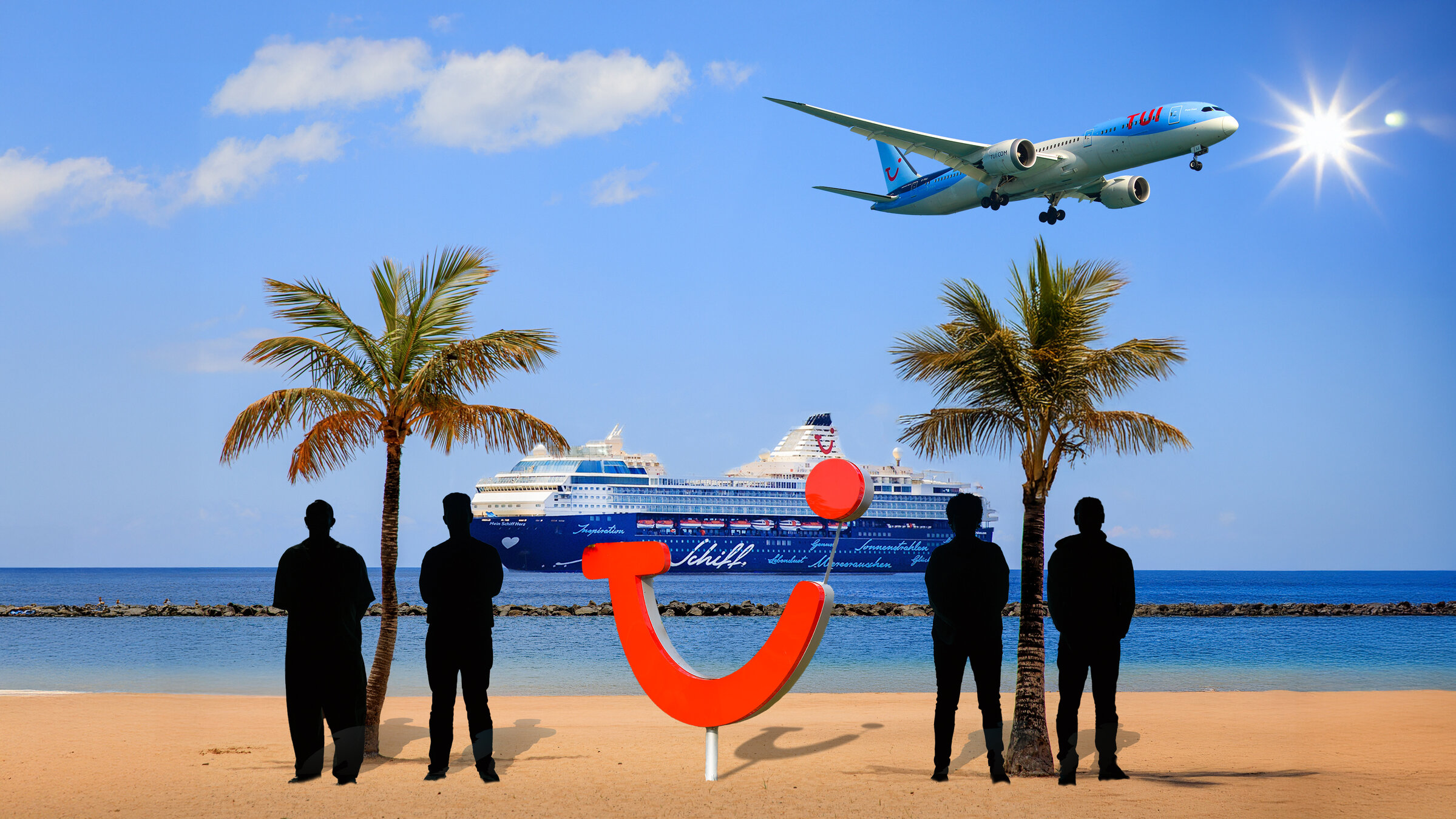 "TUI: Die Insider": Montage: Vier Personen stehen als schwarze Silhouetten an einem Strand neben Palmen. Zwischen ihnen ist ein großes, rotes TUI-Logo abgebildet. Hinter ihnen im Meer liegt Passagierschiff mit der Aufschrift  "Mein Schiff", darüber fliegt ein Flugzeug mit der Aufschrift "TUI".