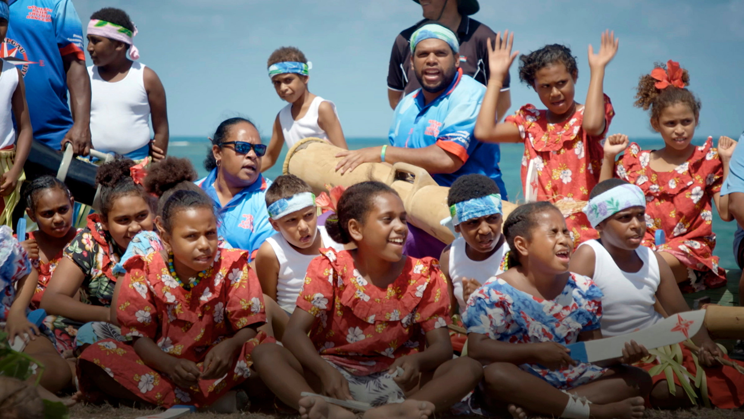 "Australiens unbekanntes Paradies": Traditionelle Tänze und Gesänge sind Unterrichtsstoff für die Schulkinder in St. Pauls auf Moa Island.
