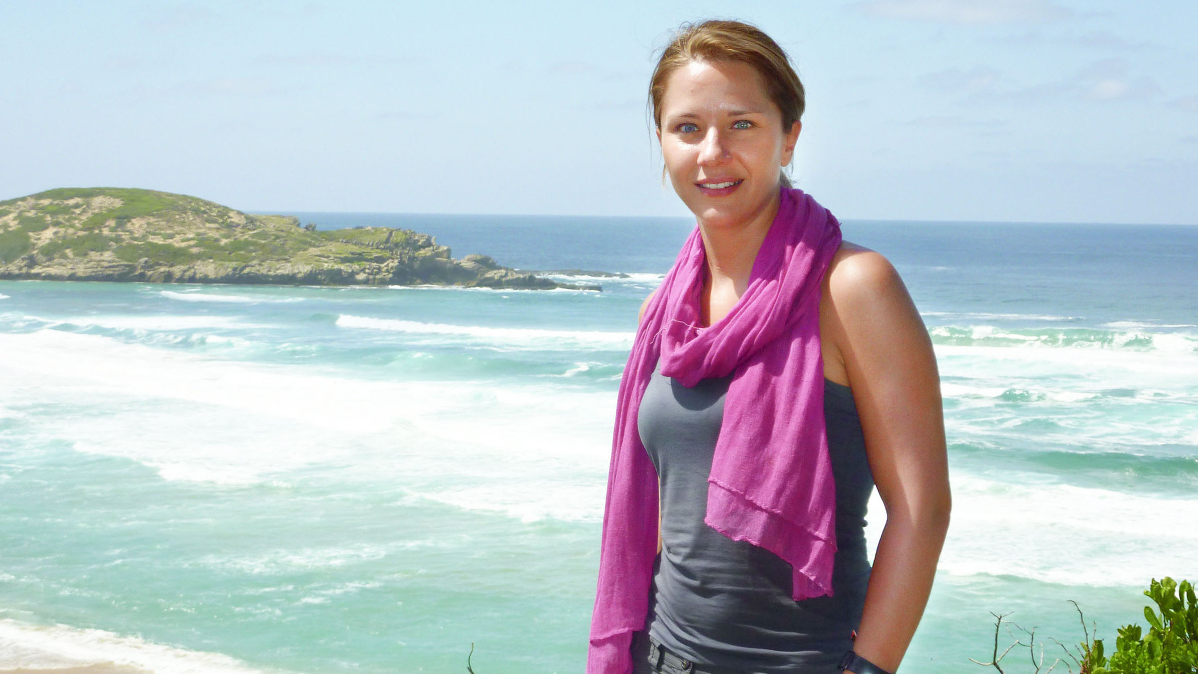 "unterwegs - Südafrika" - Moderatorin Wasiliki Goutziomitros unterwegs an der Garden Route