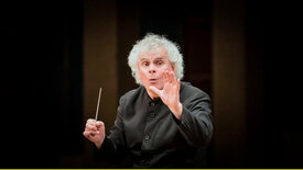 Simon Rattle dirigiert Mahlers Zweite in der Elbphilharmonie