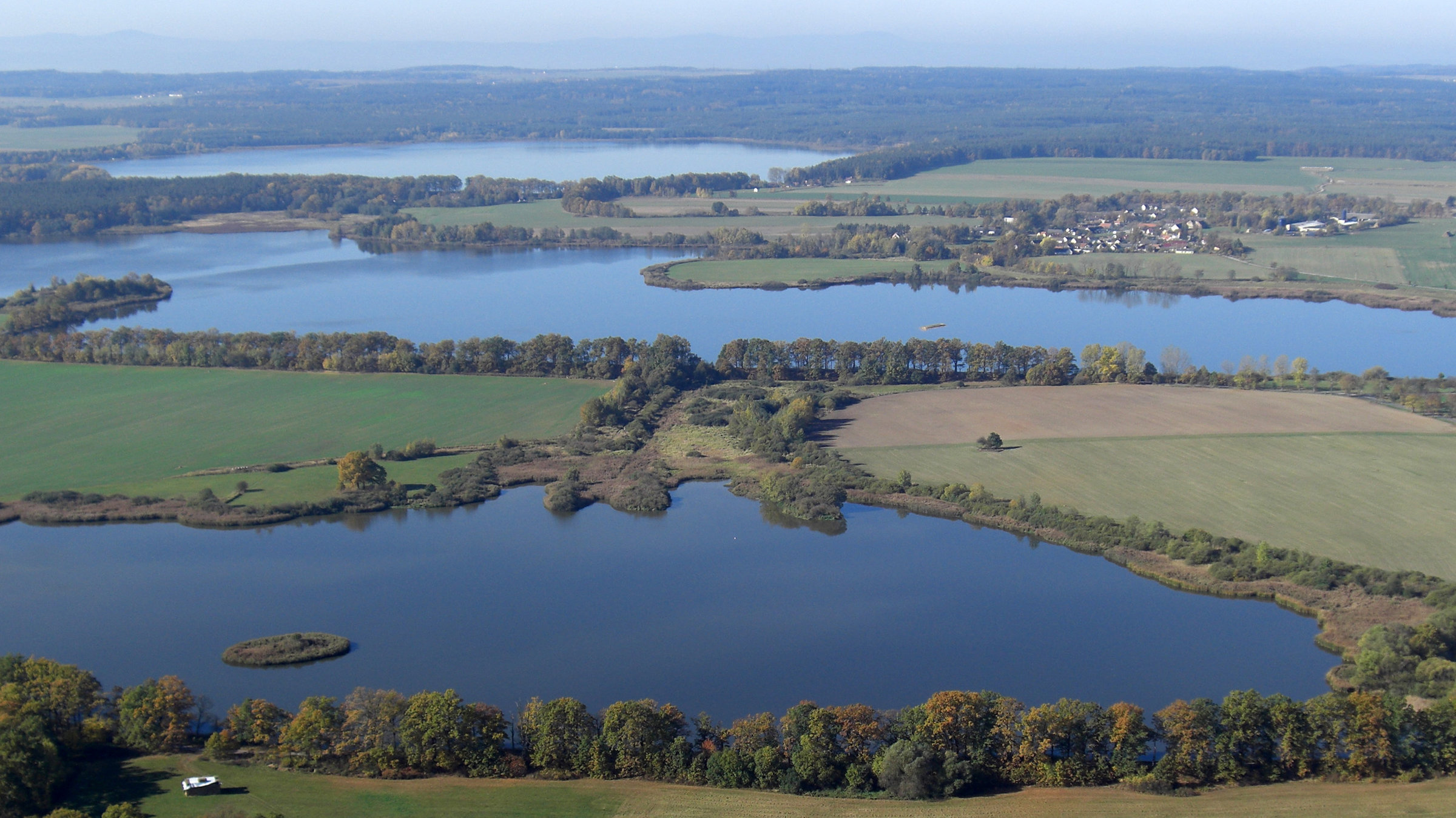 "Böhmen - Land der hundert Teiche" - Teichlandschaft.