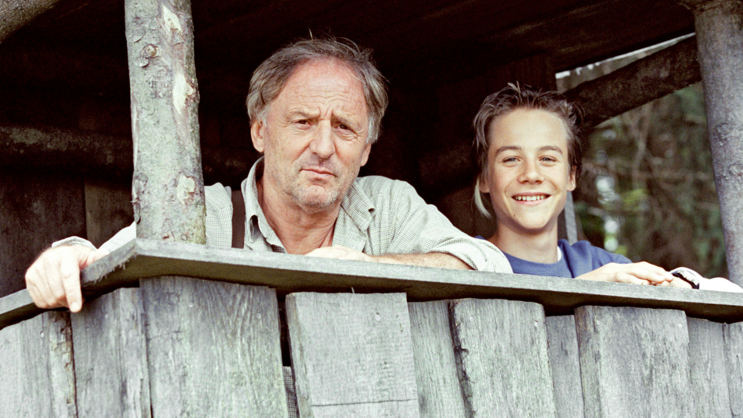 "Plötzlich Opa": Durch seinen Opa Ludwig (Günther Maria Halmer) lernt Jonas (Max Felder) die Schönheiten der Natur kennen.