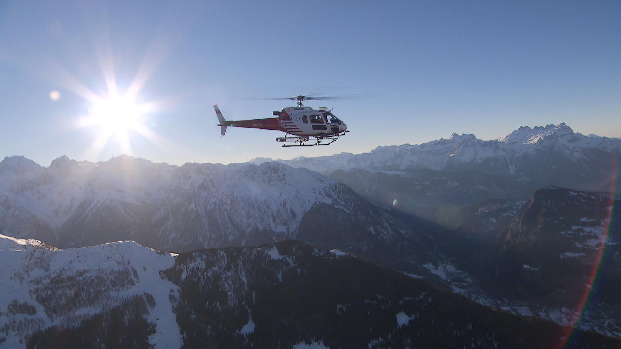 "Die Bergretter - unterwegs mit der Air Glacier" - In der Luft