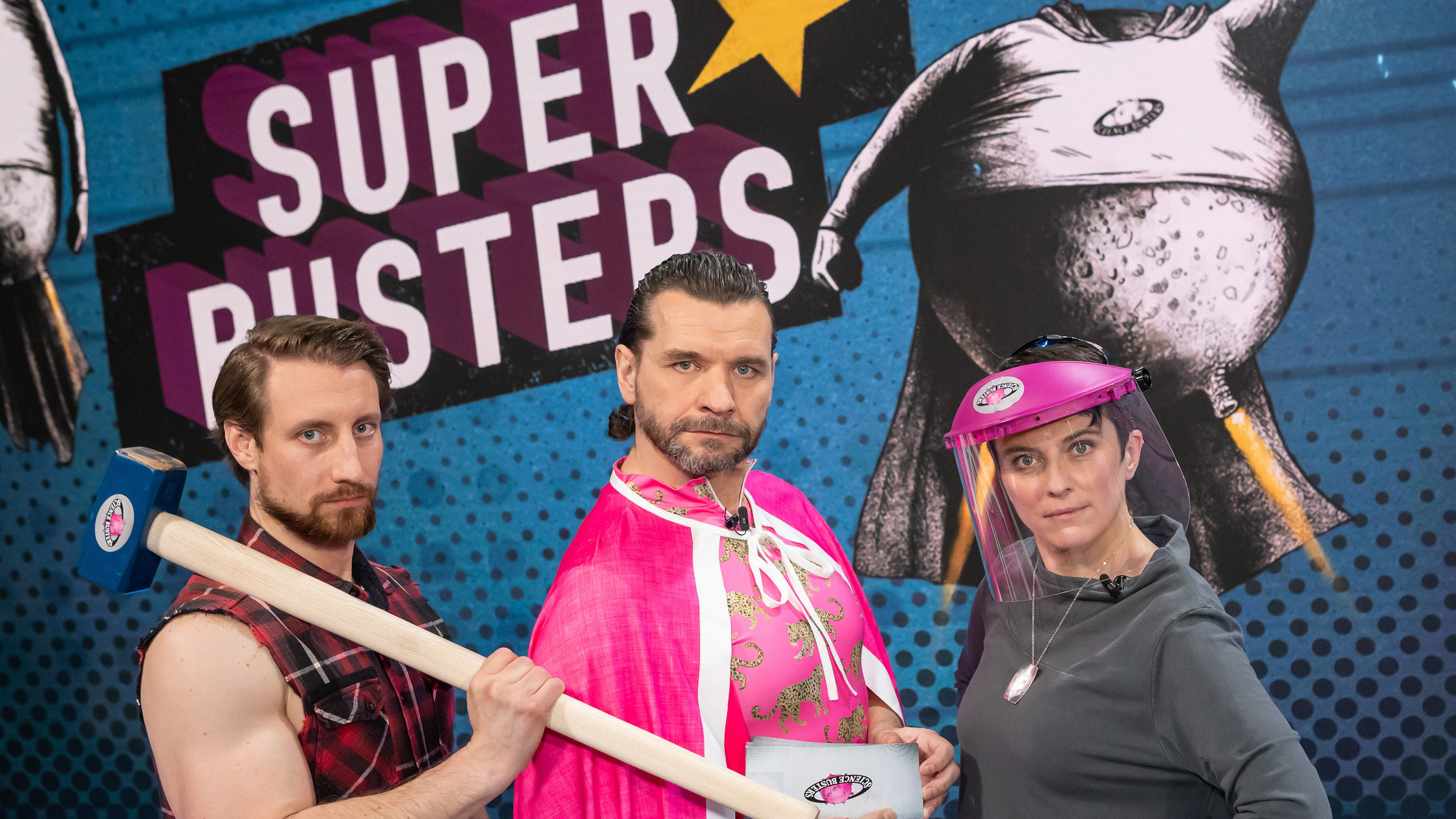 "Science Busters - Wer nichts weiß, muss alles glauben - Super Busters": Martin Moder (PHD., Molekularbiologe), Martin Puntigam, Dr. Elisabeth Oberzaucher (Evolutionsbiologie).