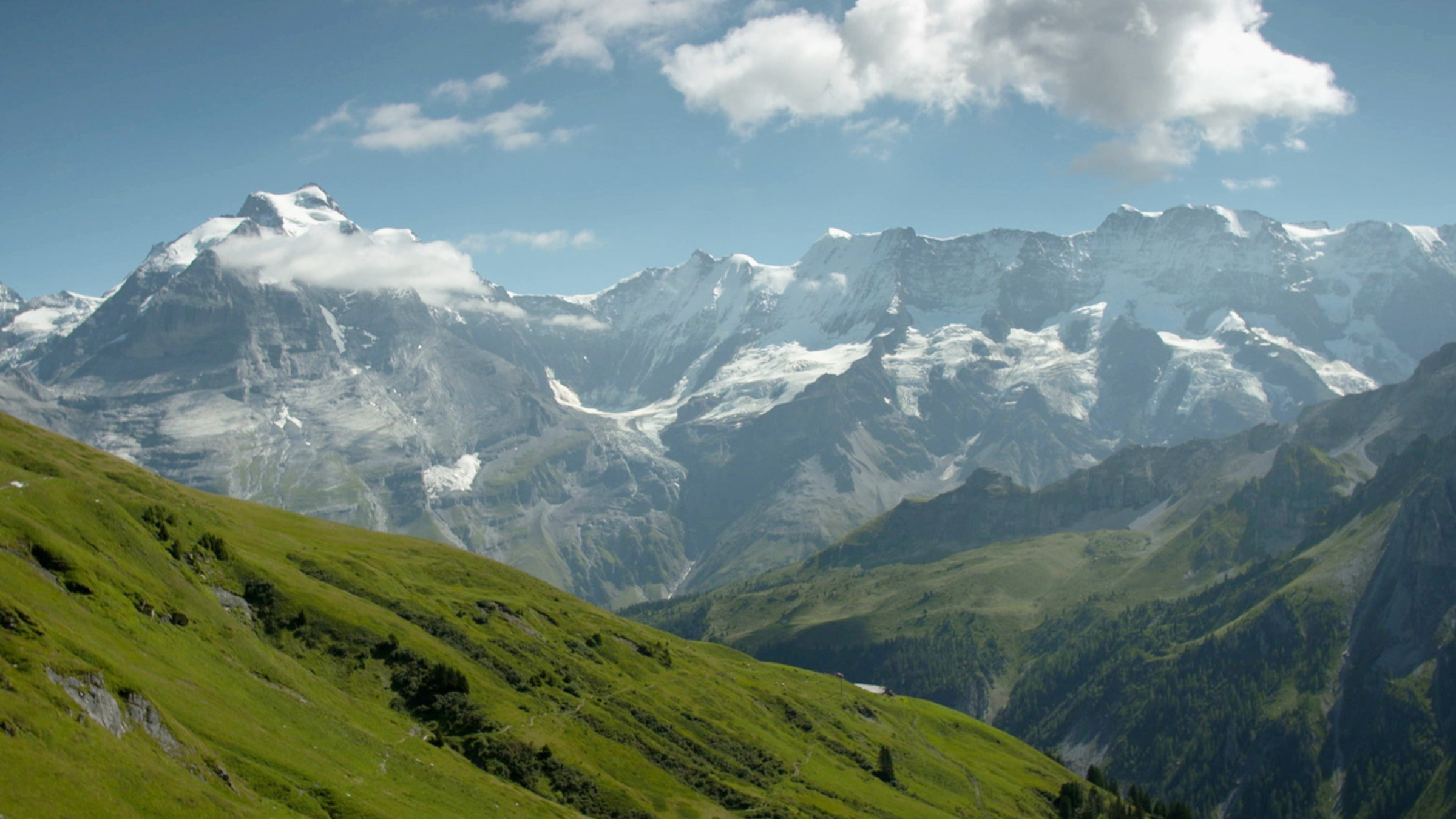 "Grand Tour der Schweiz: Von Zürich ins Berner Oberland" - Imposantes Eiger, Mönch und Jungfrau-Massiv