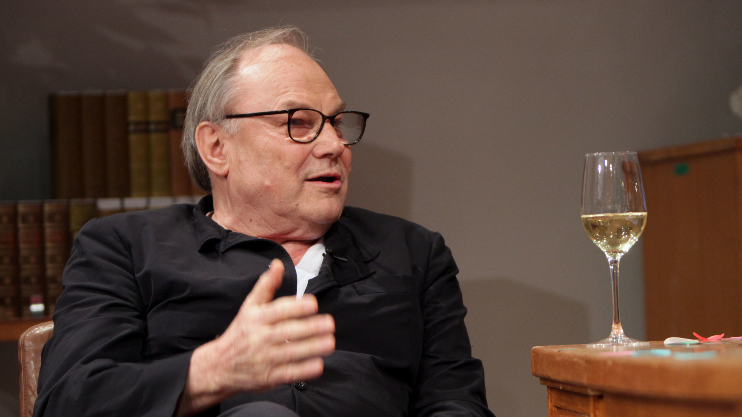 "Willkommen Österreich - Gäste, Gäste, Gäste": Klaus Maria Brandauer