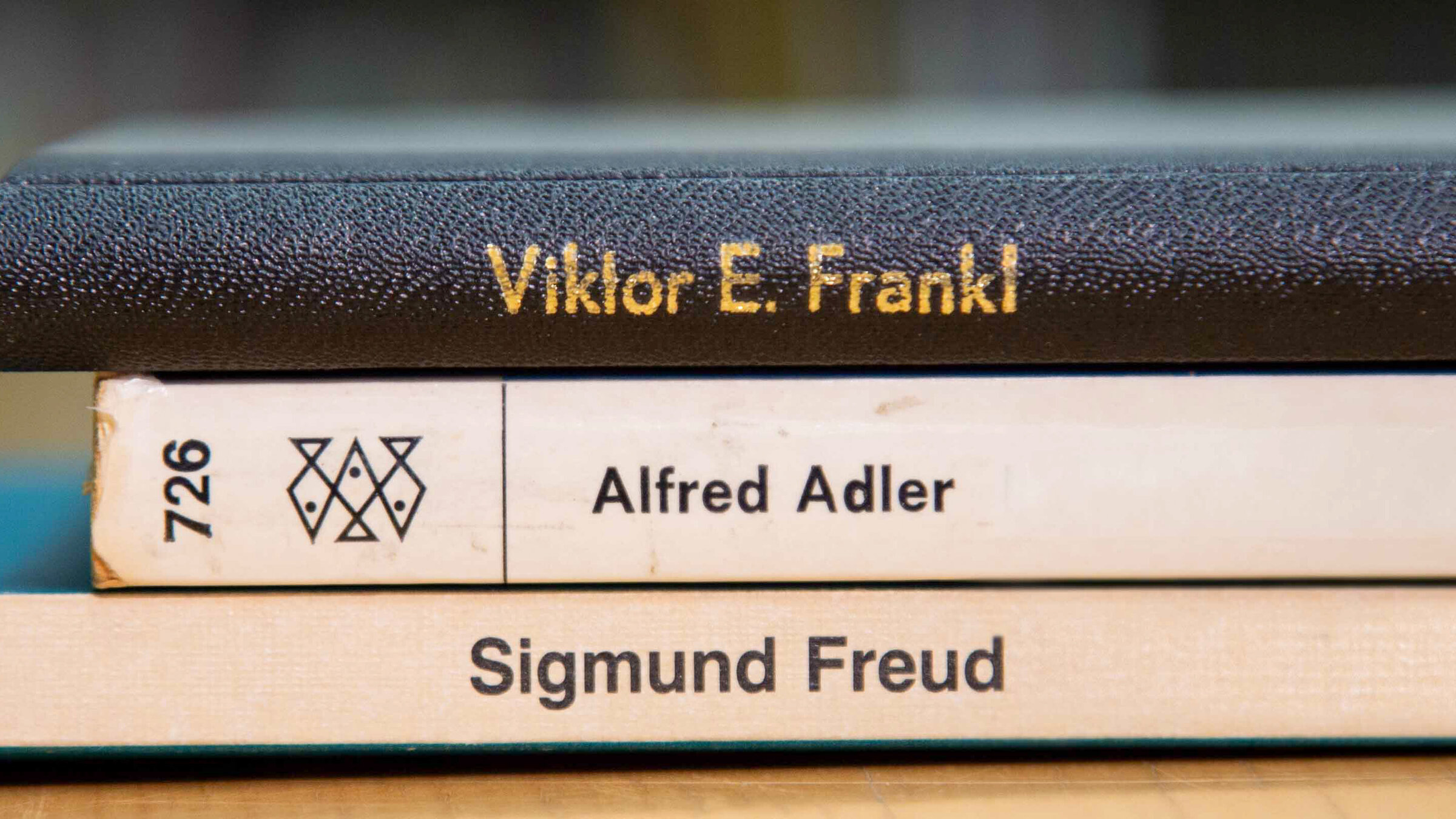 "Adler, Freud und Frankl - Auf der Suche nach der Seele": Bücher der Wiener Schulen der Seelenforschung.
