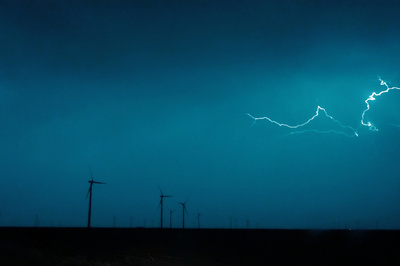 Blitze - Himmel unter Strom