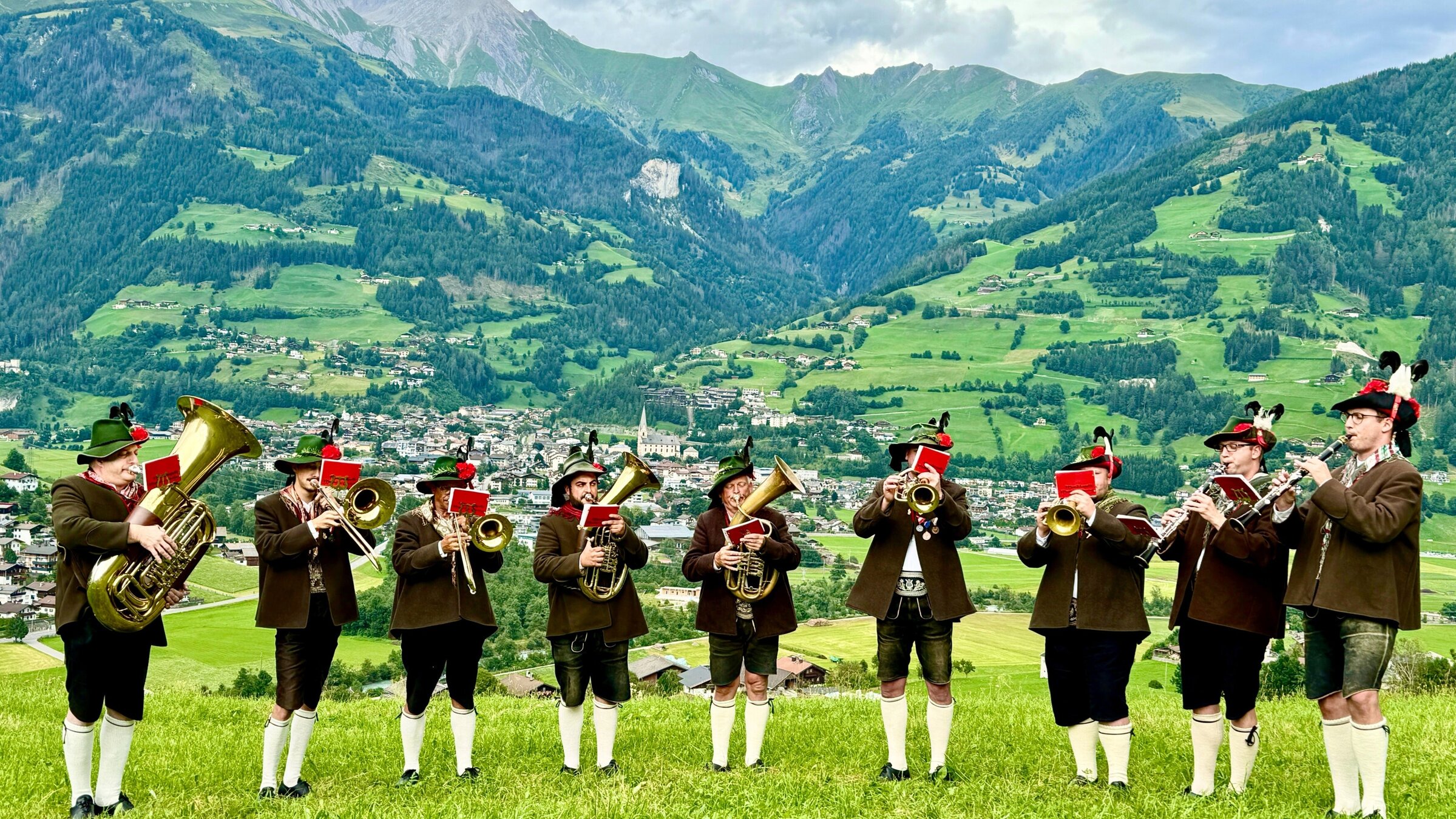 "Bergleben in der Venedigergruppe": Musikkapelle Matrei.