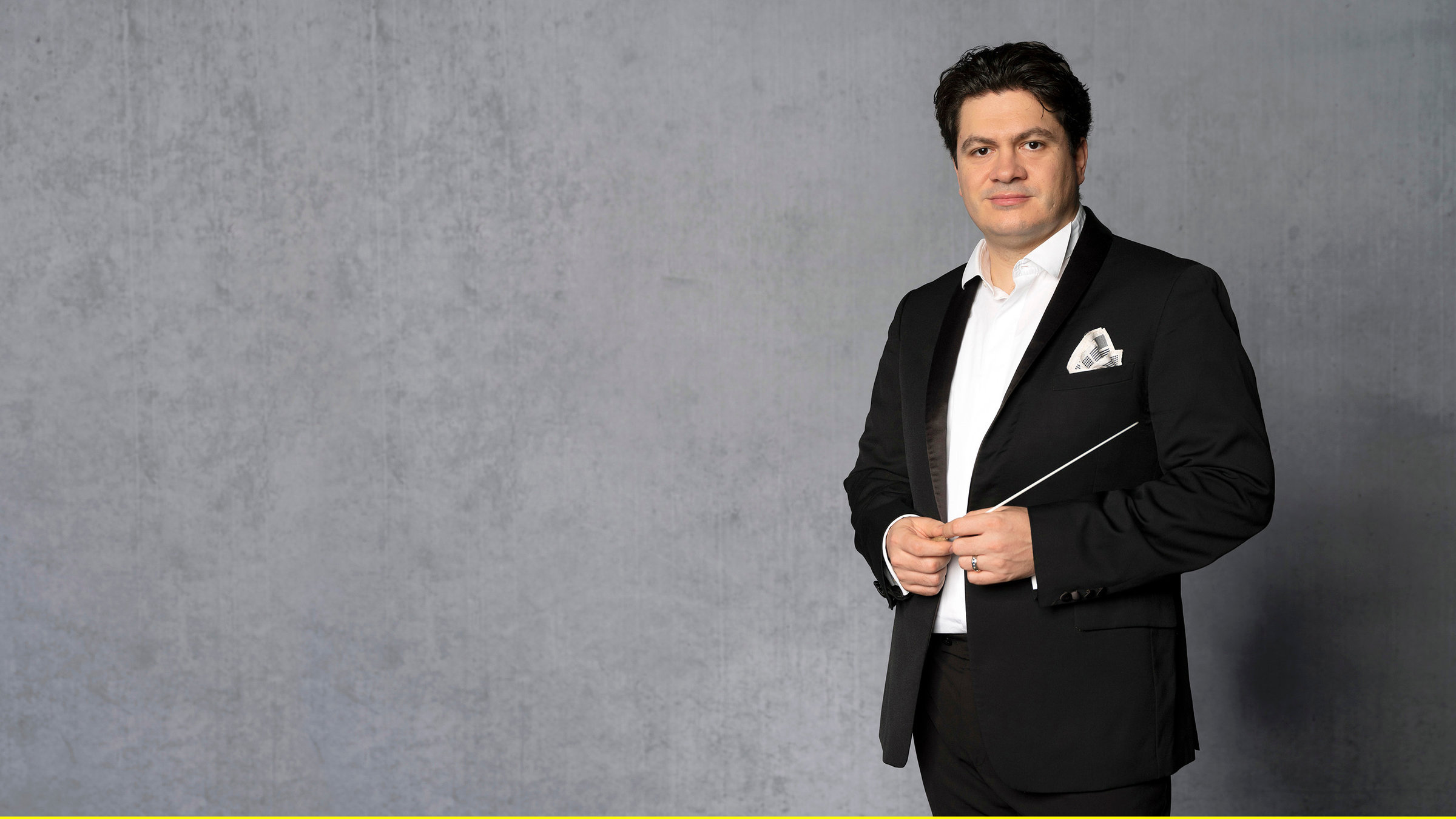 "Cristian Mãcelaru dirigiert Dvořák, Bartók und Prokofjew": Cristian Măcelaru