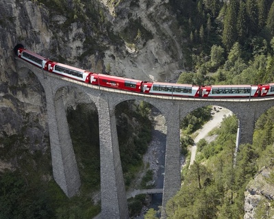 Traumhafte Bahnstrecken der Schweiz:<br/>Im "Glacier Express" von Zermatt nach St. Moritz