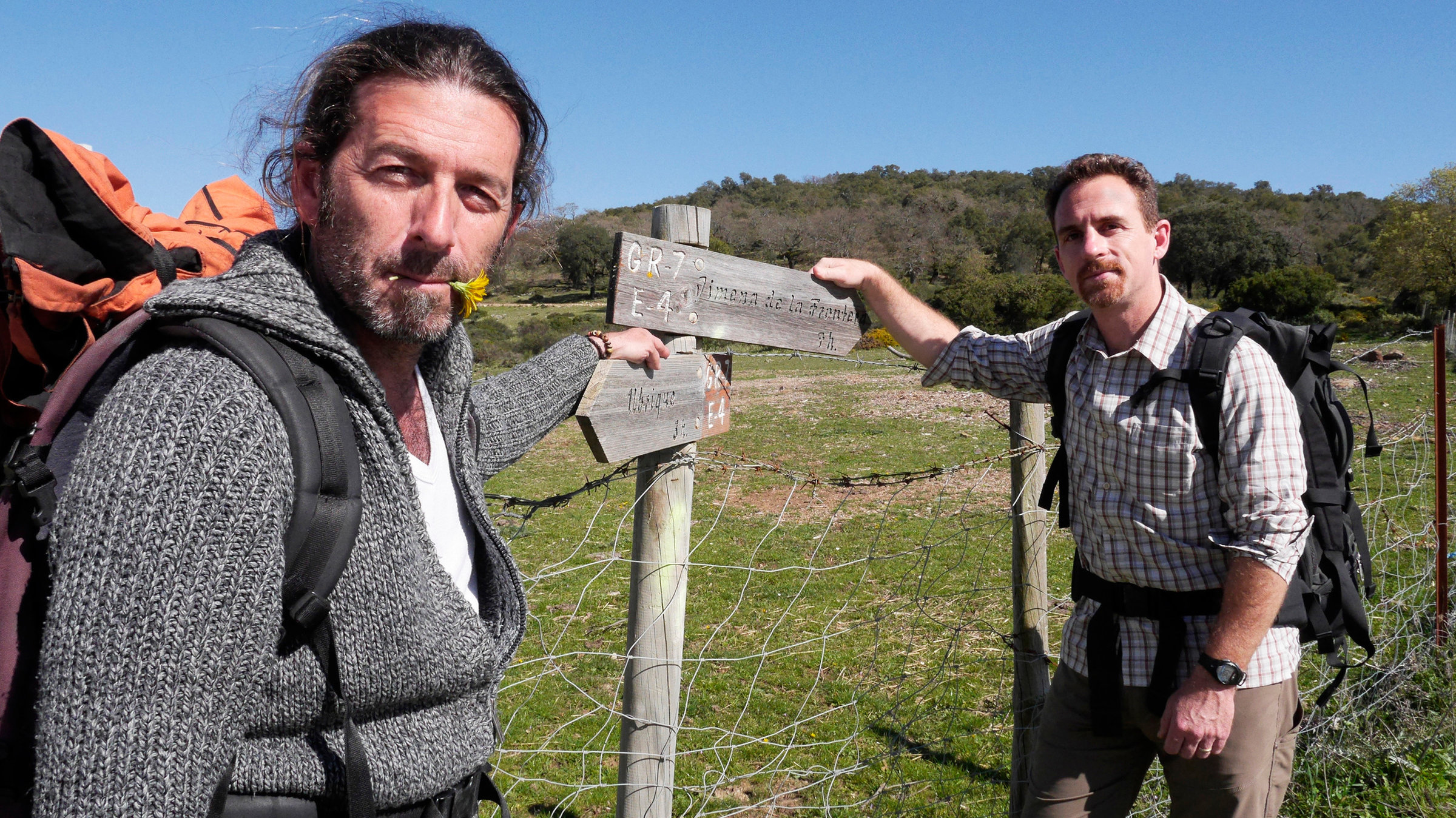 “Wanderlust!: In Andalusien, Spanien” - Quico und Bradley haben die Hälfte der Wanderung hinter sich.
