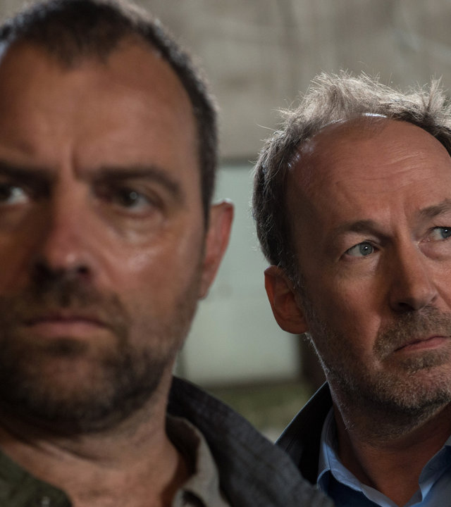 "Neben der Spur – Amnesie“: Der Psychologe Joe Jessen (Ulrich Noethen) versucht, Kommissar Vincent Ruiz (Jürgen Maurer) zu helfen, seine Erinnerungen wieder zu rekonstruieren.