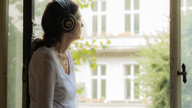 Und dann steht einer auf und öffnet das Fenster