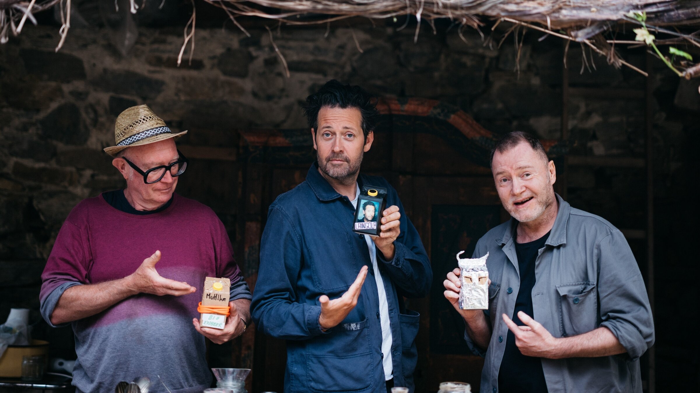 "Milch und Honig (2/6) - Die heilige Dreifaltigkeit": Thomas Nowak, Ingo Pertramer, Florian Holzer.