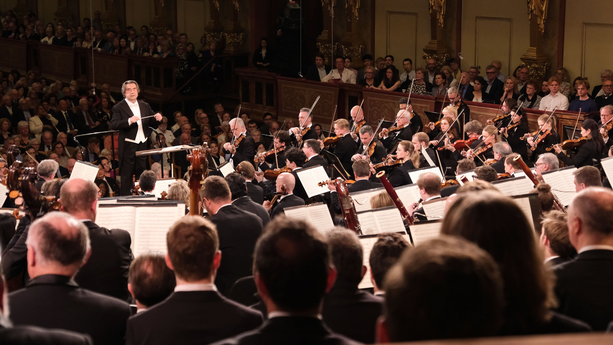 "Beethovens Neunte wird 200 - Jubiläumskonzert der Wiener Philharmoniker": Riccardo Muti mit den Wiener Philharmonikern.