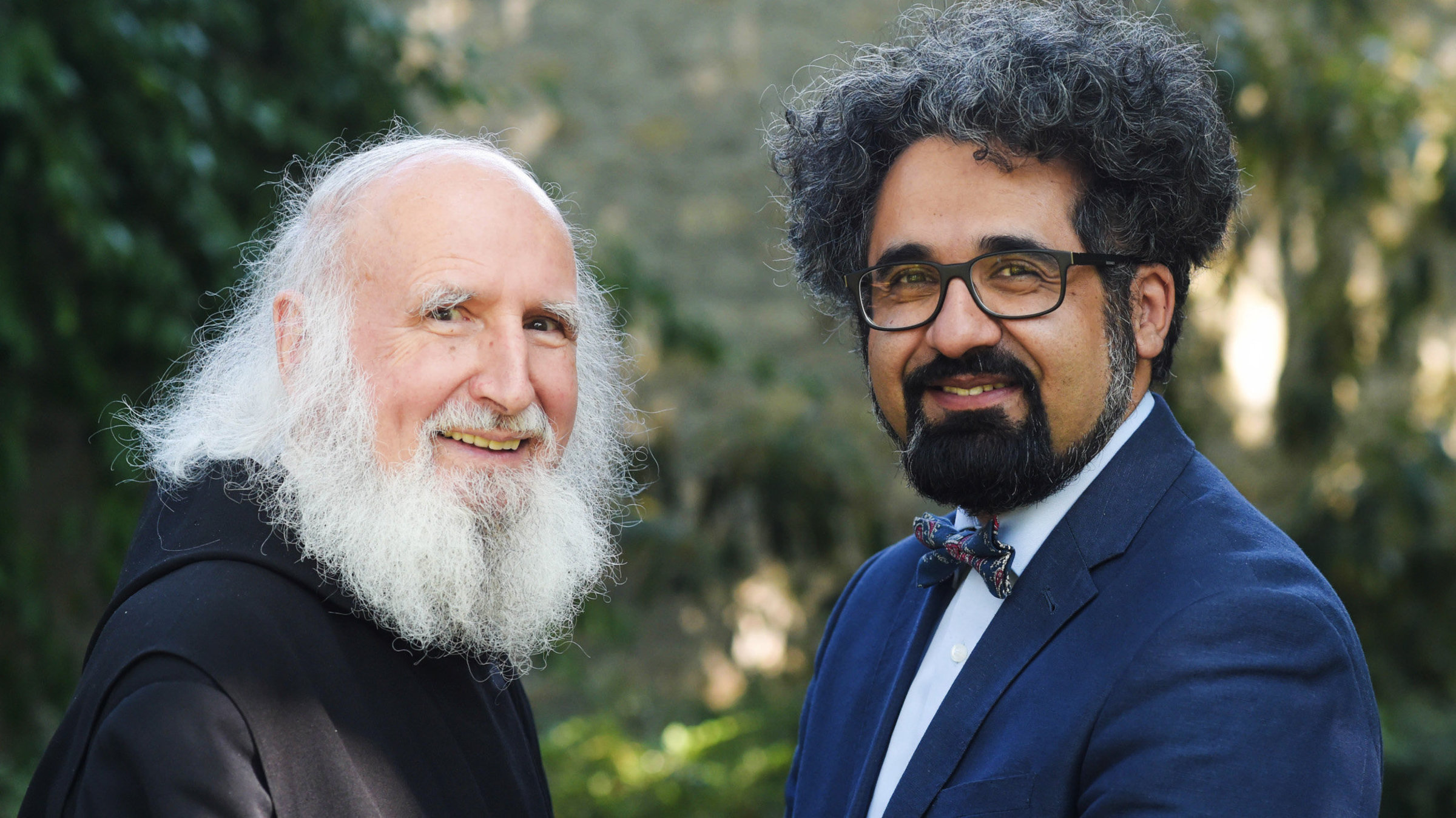 "Anselm Grün und Ahmad M. Karimi": Anselm Grün und Ahmad Milad Karimi.