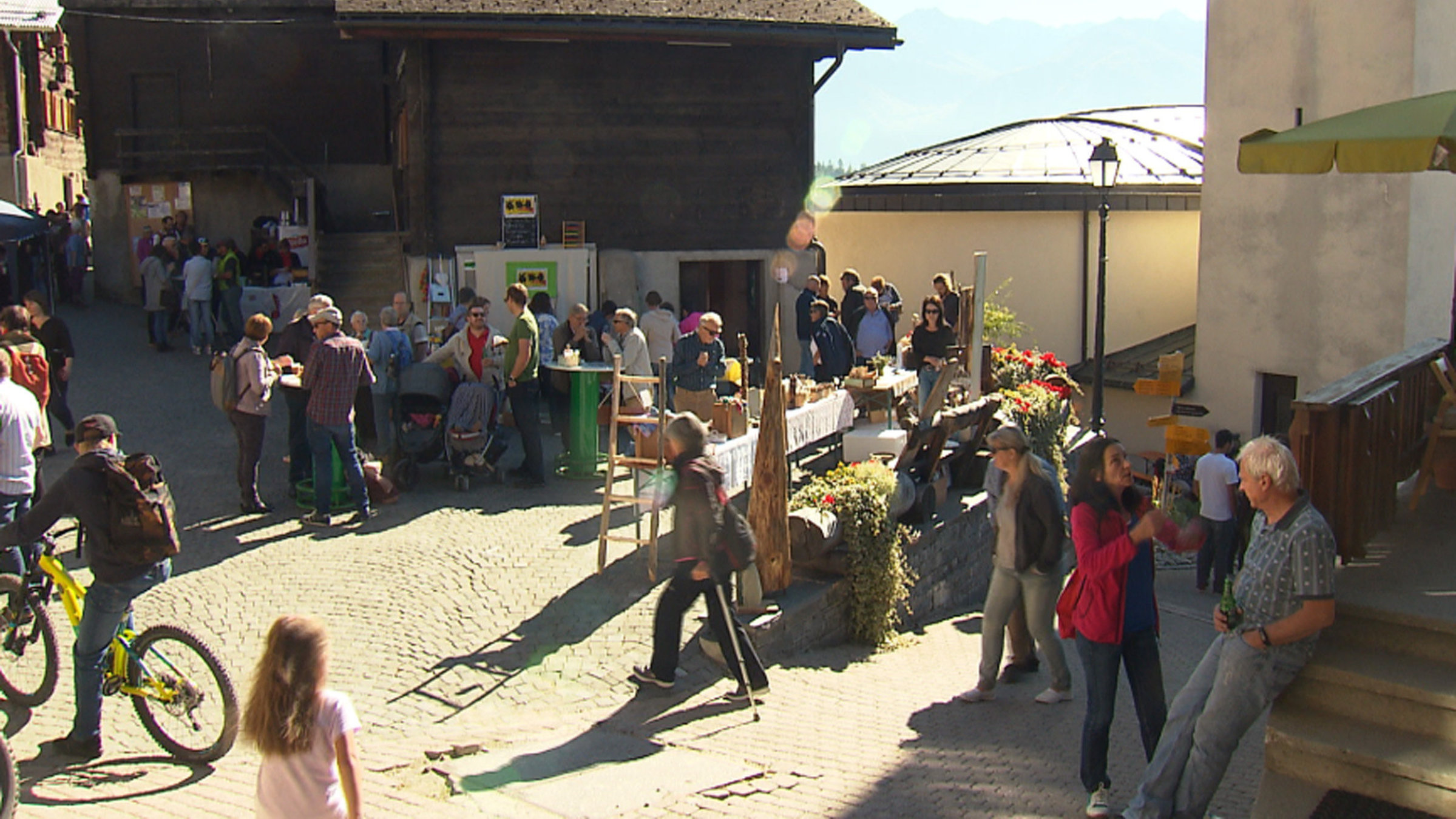 "Es lebe Albinen!": Der erste Albiner Dorfmarkt