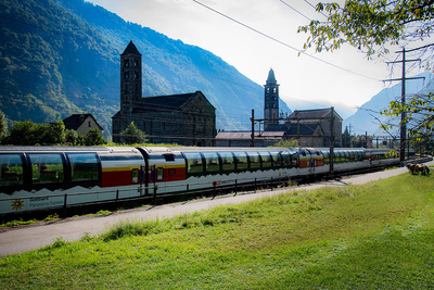 Traumhafte Bahnstrecken der Schweiz: Im "Gotthard<br/>Panorama Express" vom Vierwaldstättersee ins Tessin