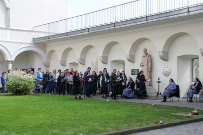 Reindling, Schinken, Osterfeuer -<br/>Österliches Brauchtum in Kärnten