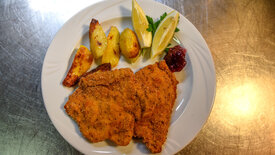 Golden, zart und voller Traditionen - Schnitzelvariationen in Europa