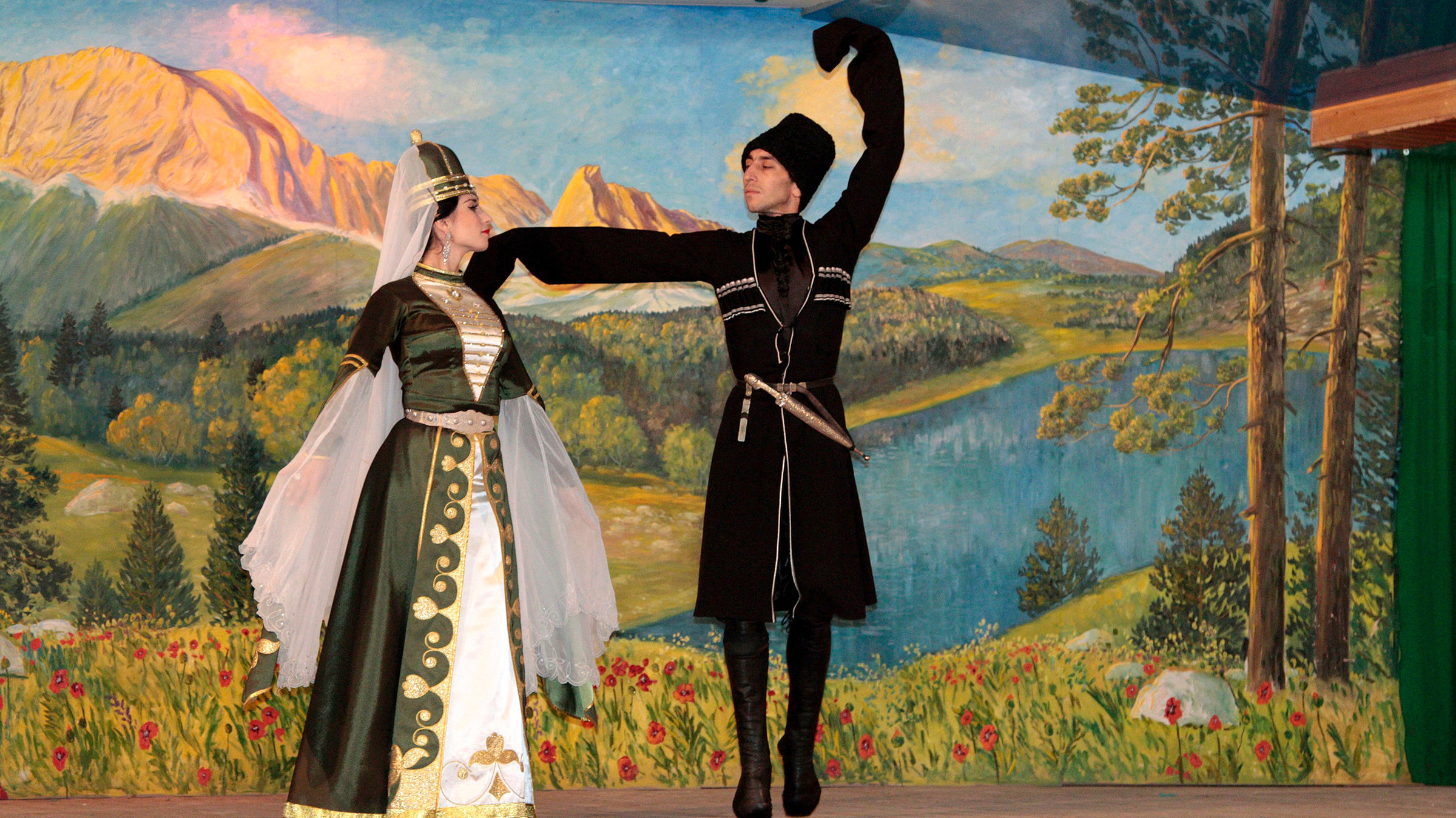 "Ostwärts - eine Reise rund um Sotschi": Adygischer Traditioneller Tanz