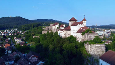 Schlösser und Burgen der Schweiz