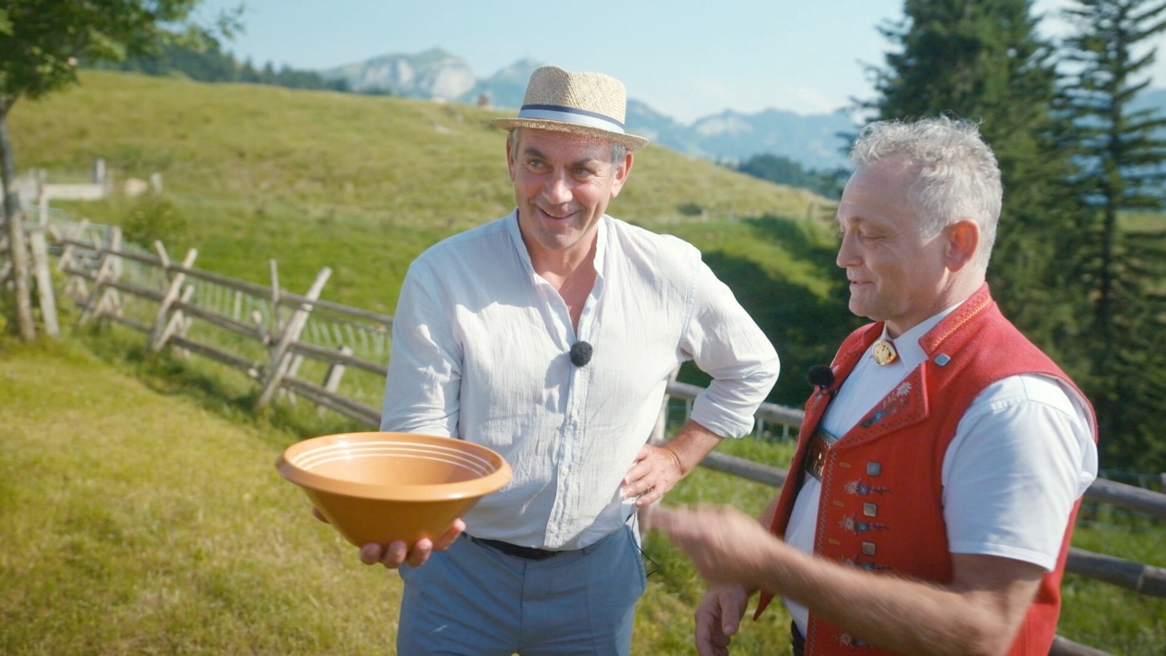 "Kaminer Inside: Wie klingt die Schweiz?": Wladimir und Josef Rempfler beim Talerschwingen