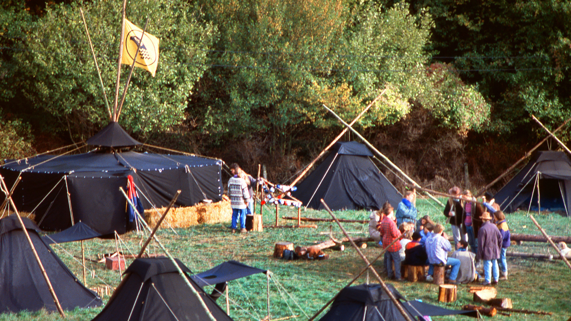 "Sommerfahrt - Zeit heilt keine Wunden": Herbstlager der Pfadfindergruppe.
