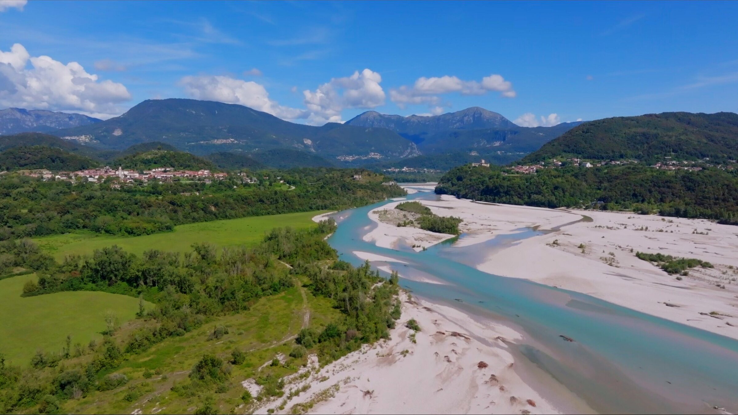 "An den smaragdgrÃ¼nen FlÃ¼ssen â Zwischen Bergen und Meer": Pinzano Al Tagliamento.