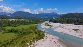 An den smaragdgrünen Flüssen – Zwischen Bergen und Meer