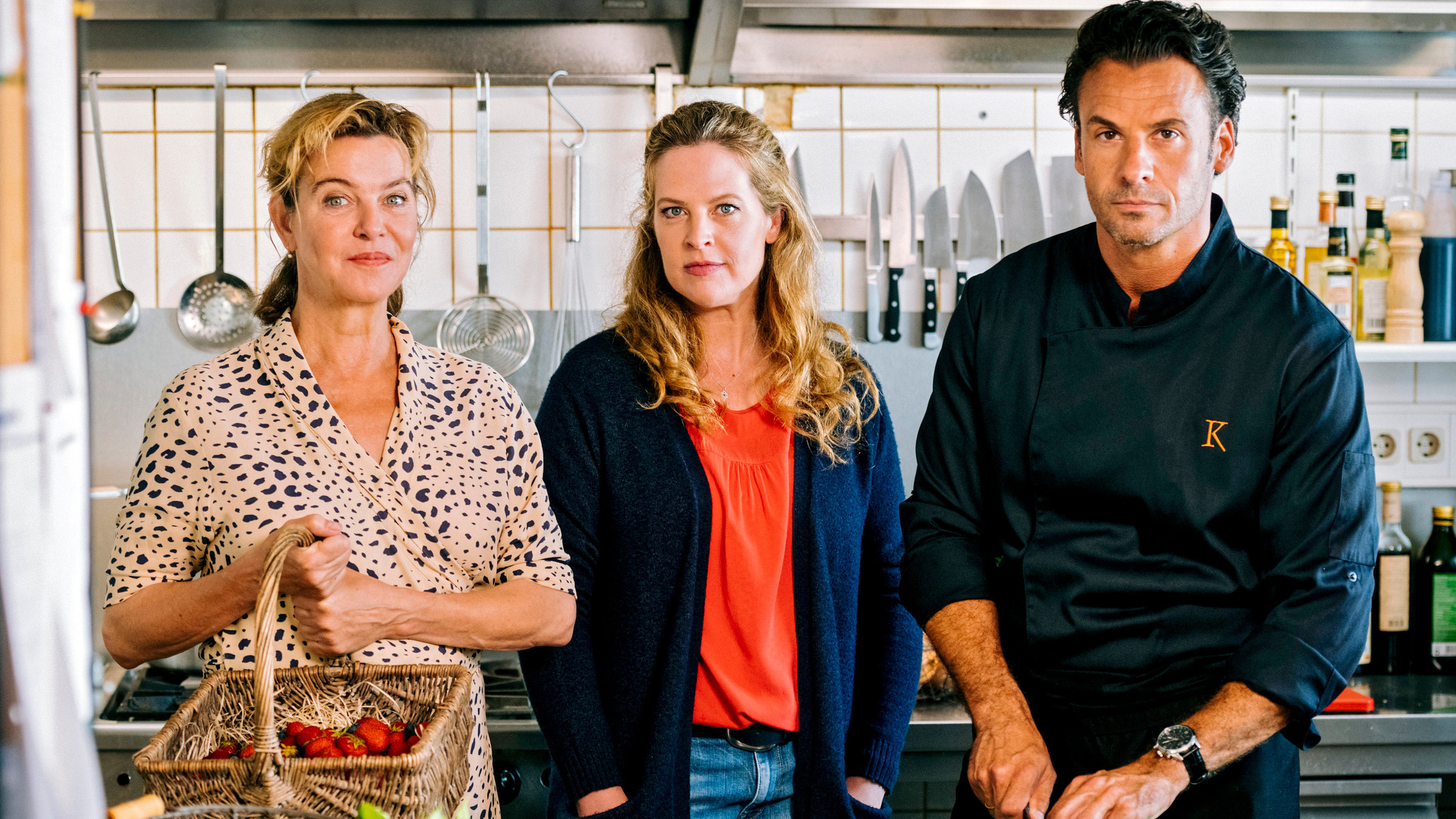 "Meine Mutter will ein Enkelkind": “Meine Mutter macht mich fertig” Heidi (Margarita Broich), Toni (Diana Amft), Rufus (Stephan Luca).