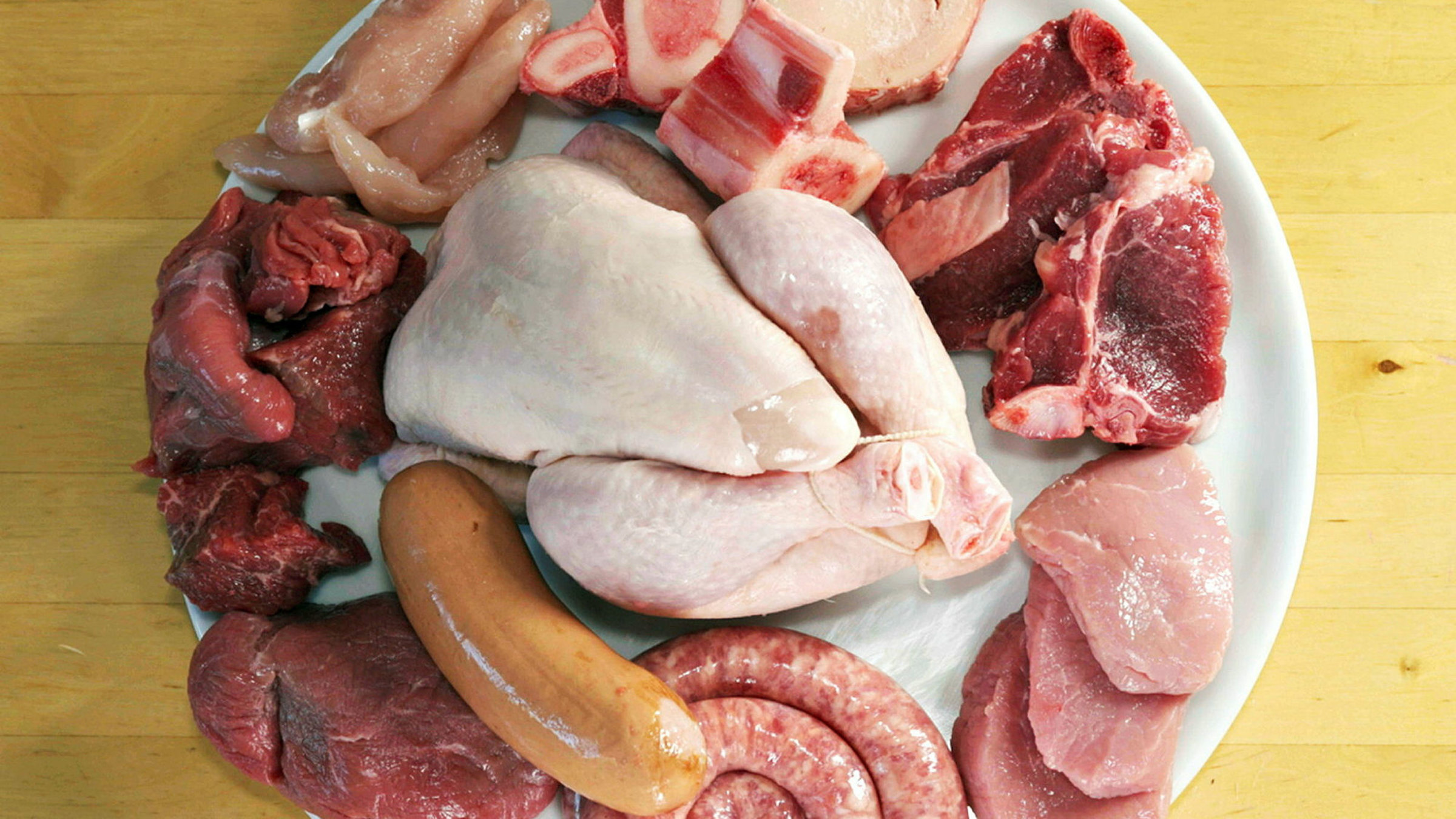 "Wie lange essen wir noch Tiere?": Fleischplatte.