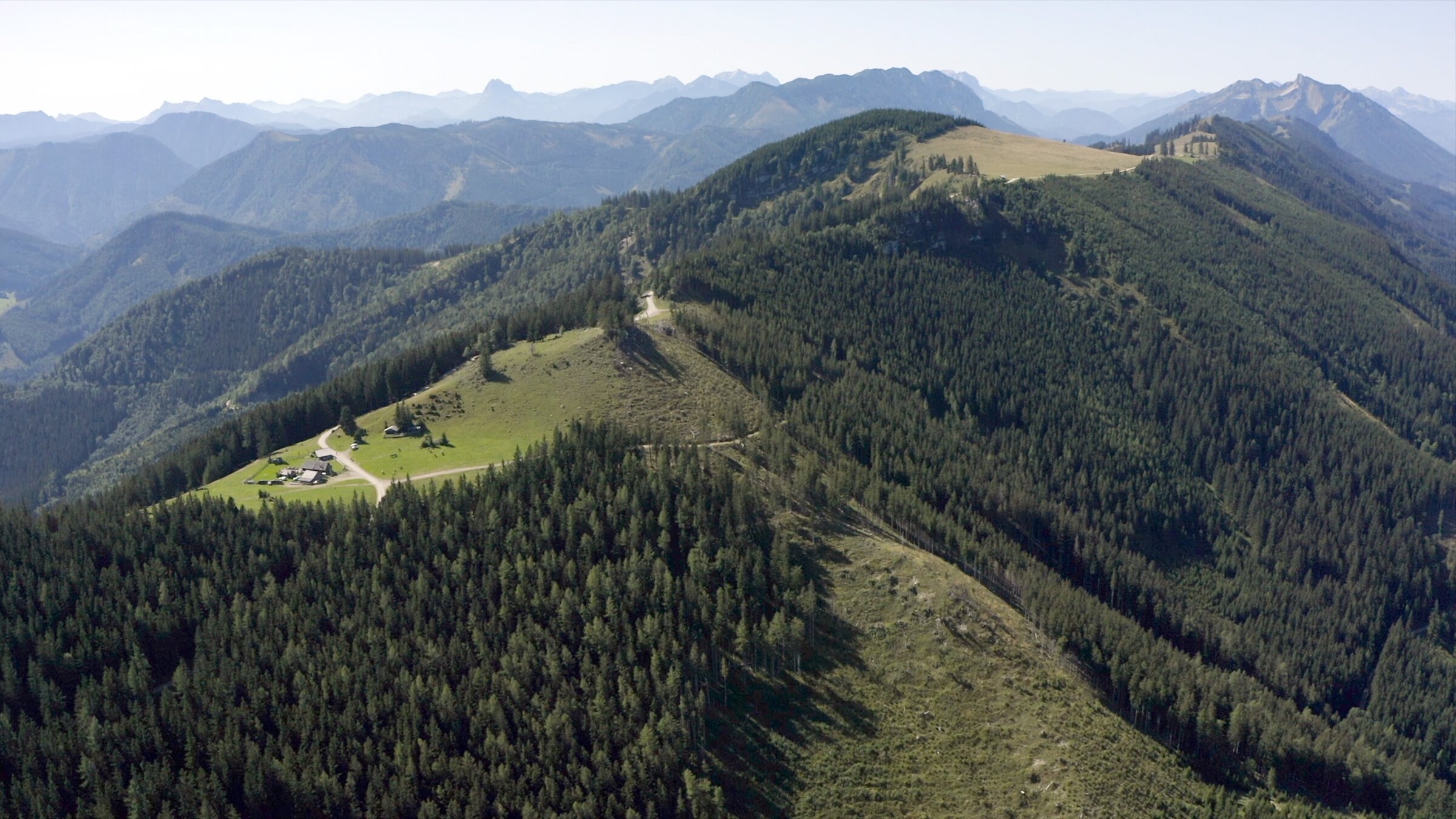 "Almen in Niederösterreich": Sieben Hütten.
