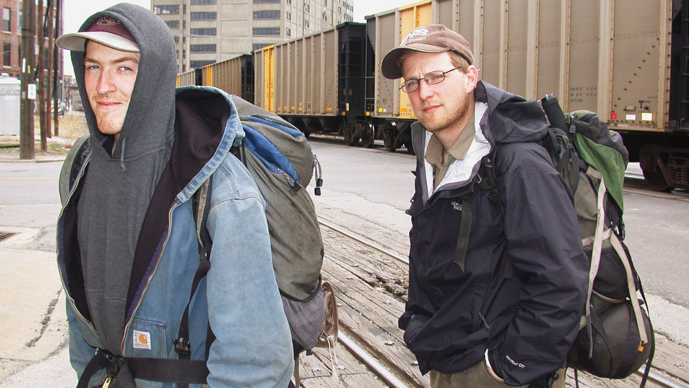 "Zug um Zug" - Die Hobos Ryan Nash und Shawn Lukitsch.