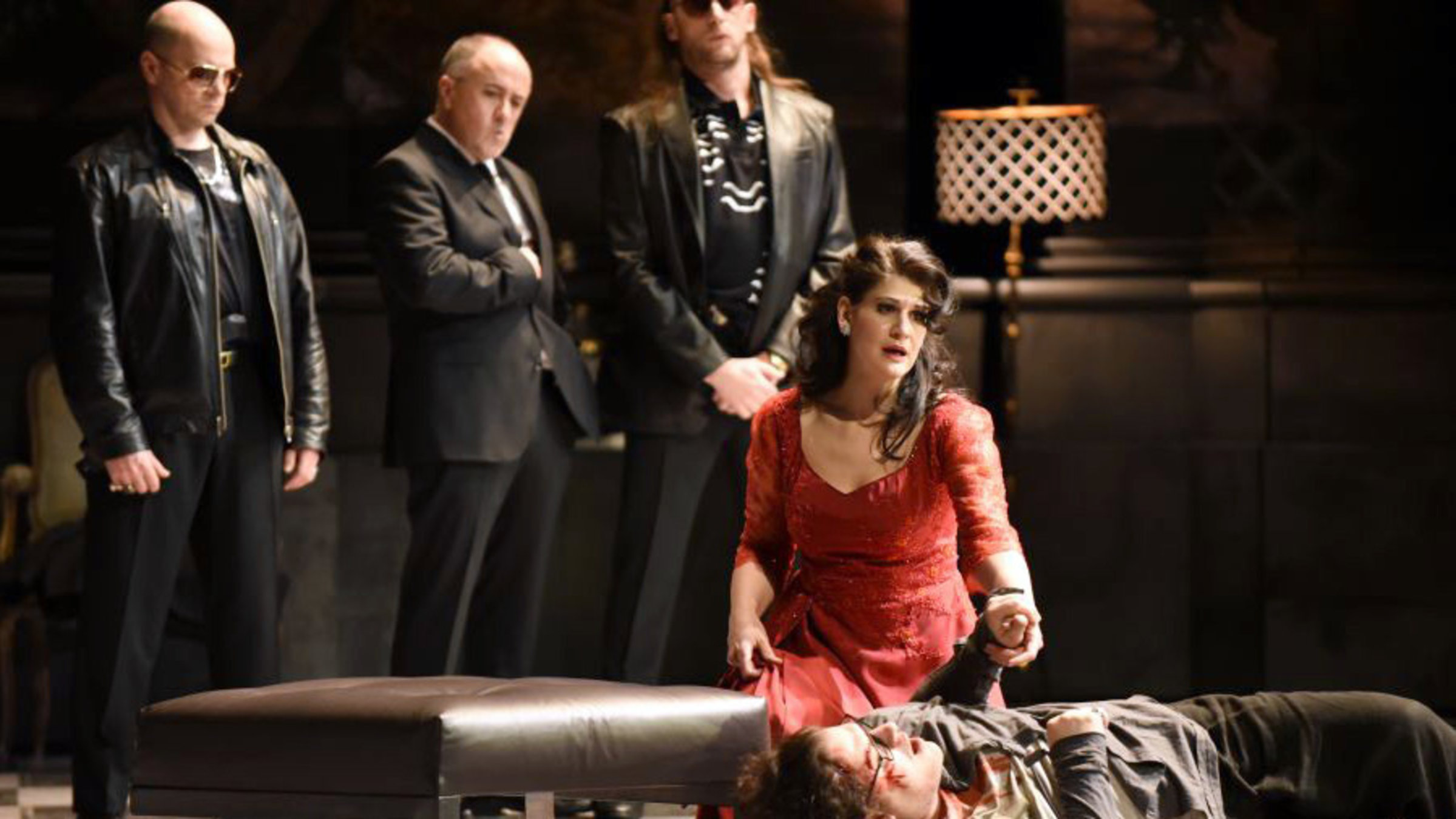 "Tosca": Probenfoto Tosca. Mikeldi Atxalandabaso (Spoletta), Anja Harteros (Floria Tosca), Aleksandrs Antonenko (Mario Cavaradossi).