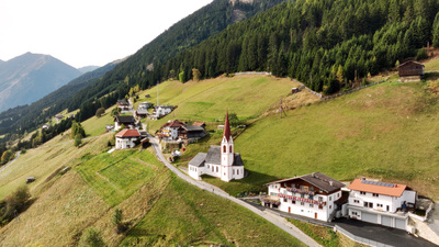 Bergsteigerdörfer in Tirol - Steinberg am Rofan<br/>und Sellraintal