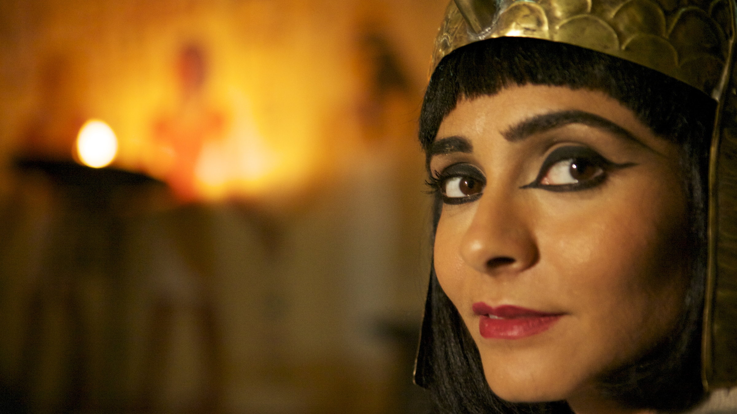 Schlau, schön und sexy: Als letzte Pharaonin Ägyptens verteidigte sie ihre Macht mit allen Mitteln. Pegah Ferydoni als Kleopatra in der ZDF-Reihe "Frauen, die Geschichte machten".